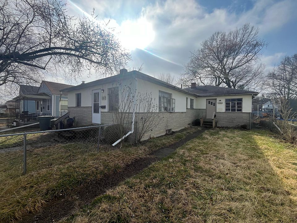 1st image of 1865 Denune Ave