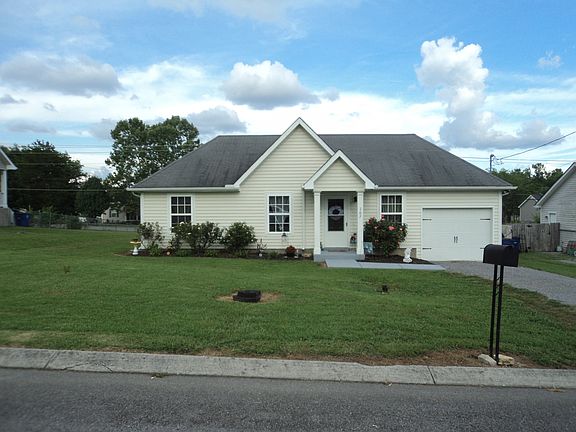 2nd image of 107 Briar Patch Dr