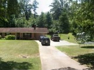 297 Tanglewood Trl, Columbus, MS 39705