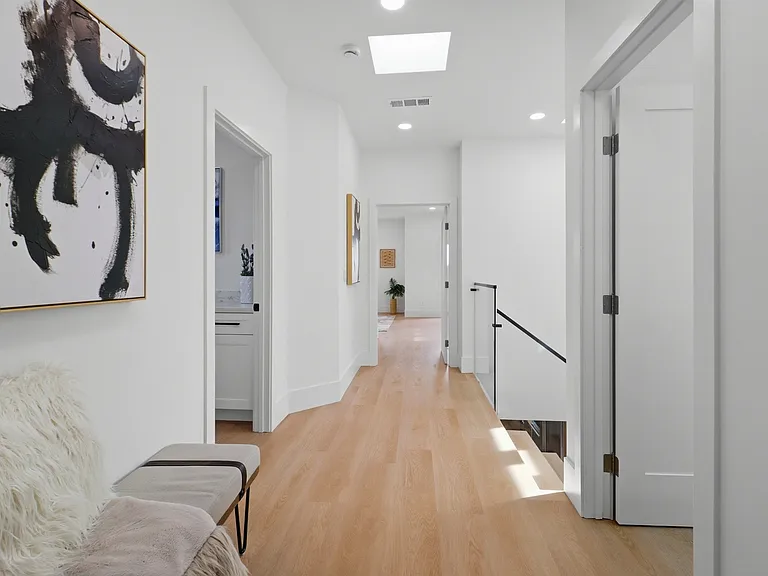 21 Cambridge Way — Photo 18