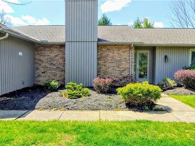 9884 Plum Brook Ln, Strongsville, OH, 44136