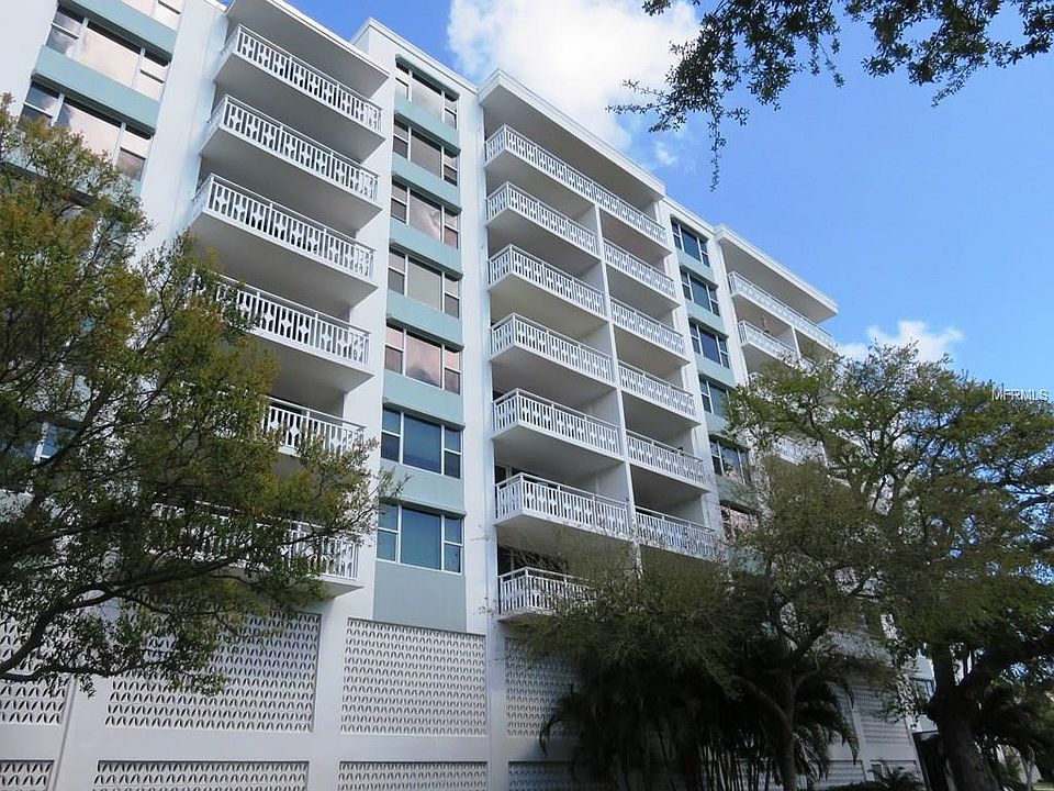 1st image of 700 Beach Dr NE APT 307