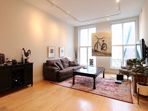 3rd image of 277 Church St Fl 3