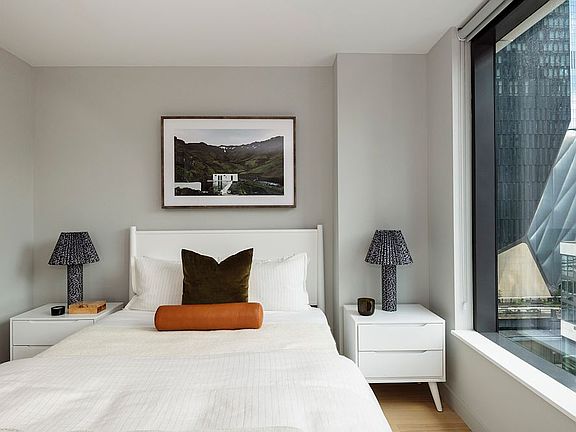 5th image of 311 11th Ave APT 2319