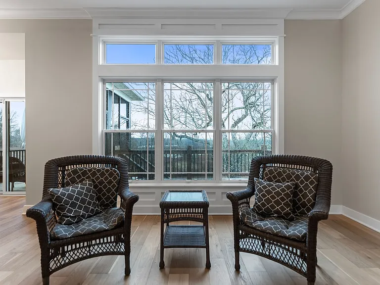 3222 Catalpa Farms Dr — Photo 8