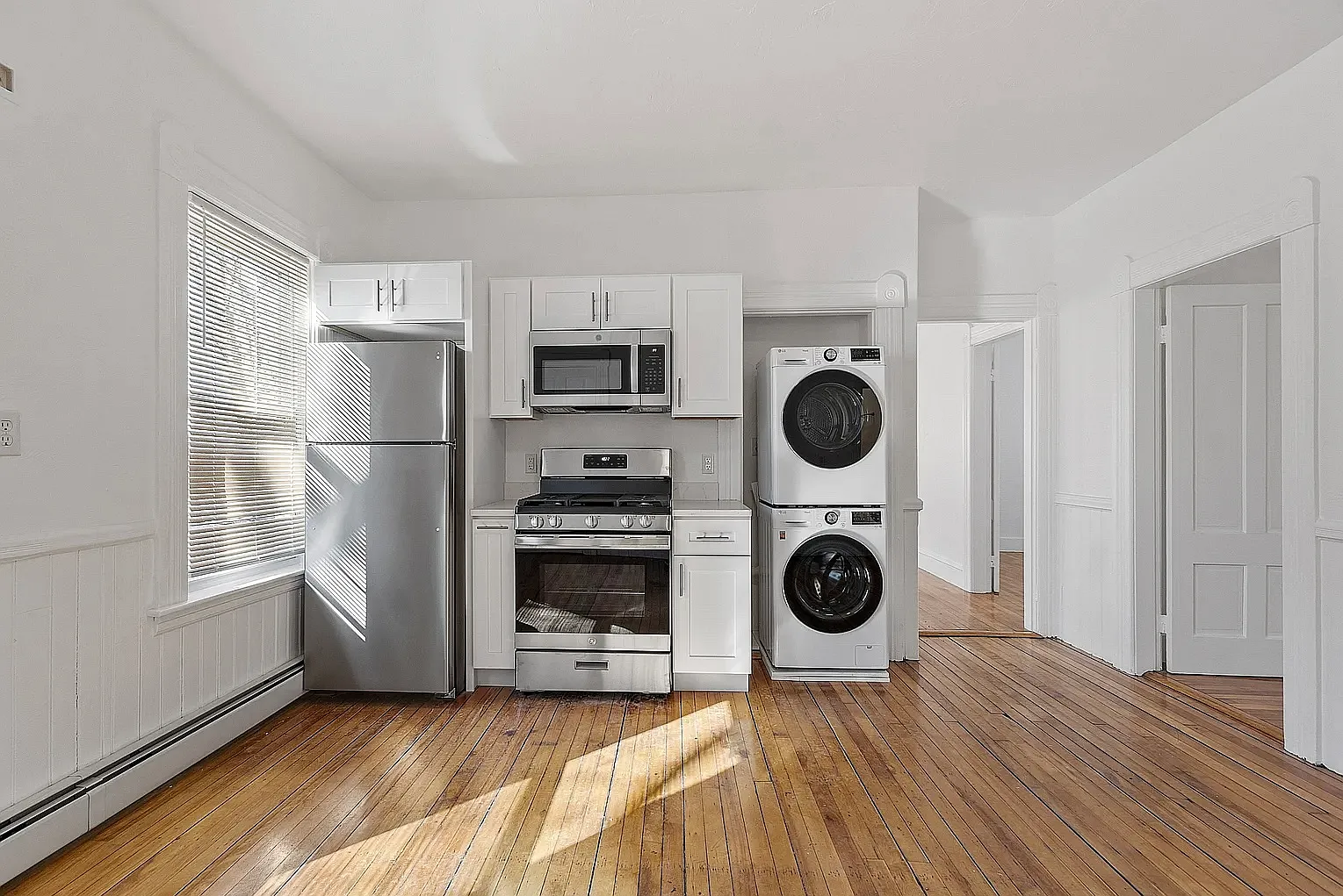 3 bed, 1640 sqft, $2,300 — Photo 3