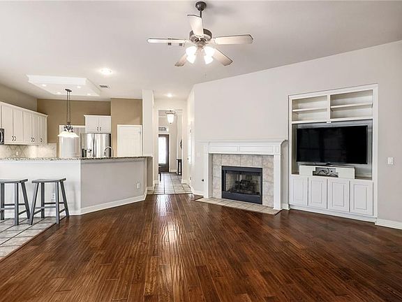 4th image of 9544 Aire Libre Dr