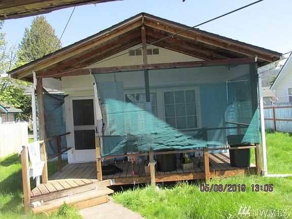3rd image of 213 Taylor St