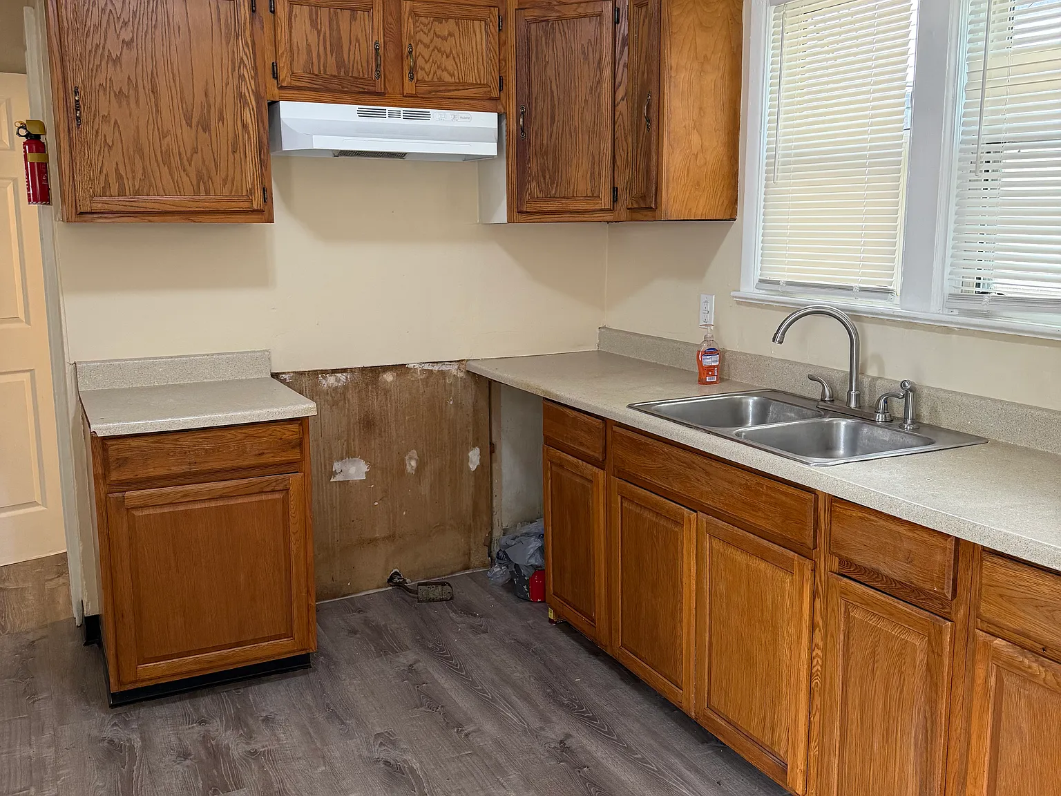 3 bed, 1400 sqft, $1,495 — Photo 2