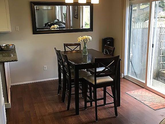 12116 Dining