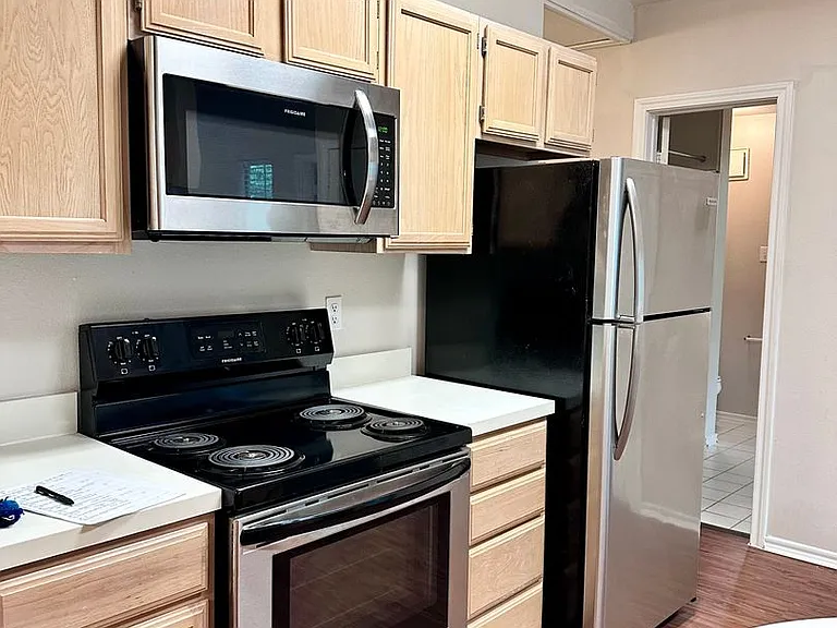 6804 N Capital Of Texas Hwy #422 — Photo 8