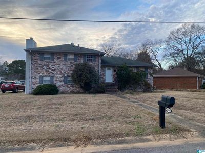 1003 Parkmoor Dr, Bessemer, AL, 35023