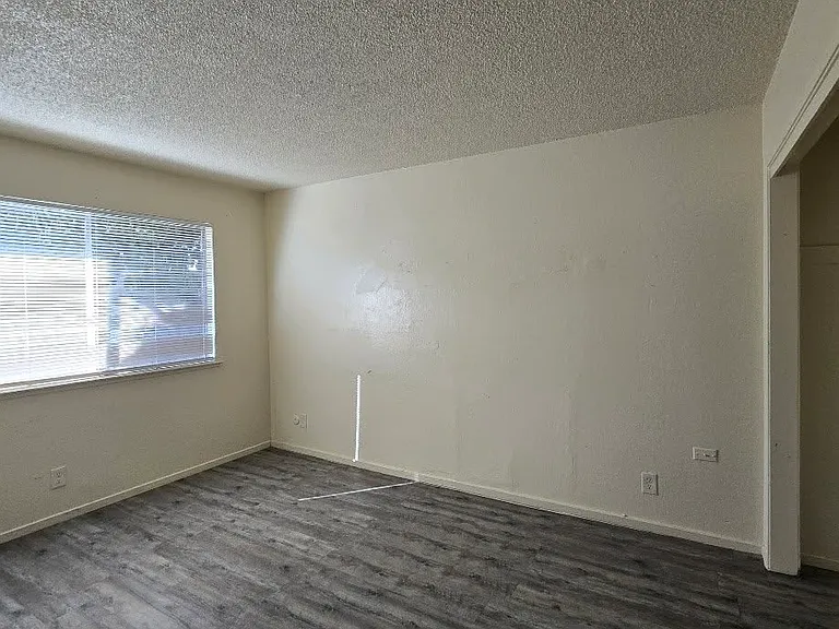 4240 E Clay Ave #1 — Photo 14