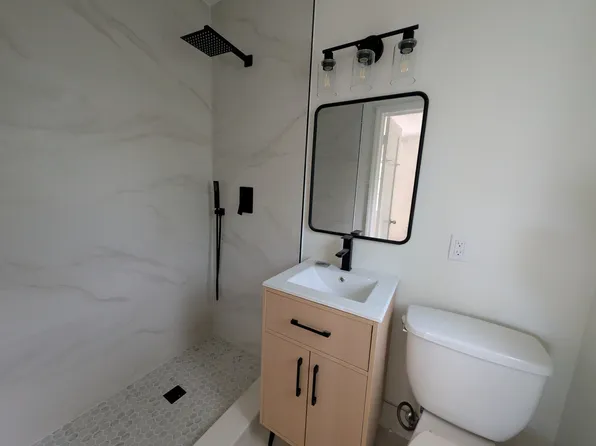 3226 Oak Ave, Miami, FL 33133