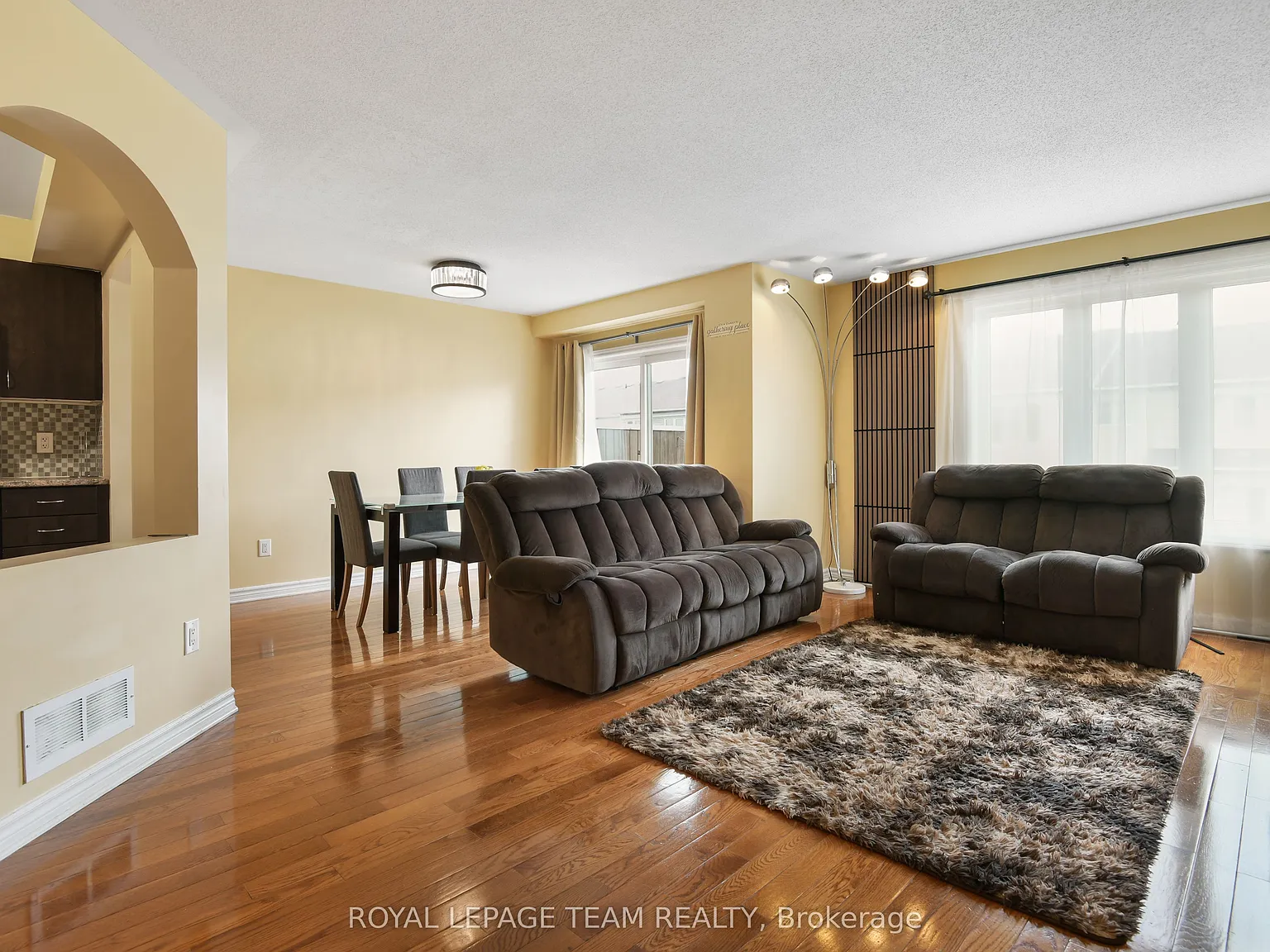 3 bed, $2,750 — Photo 4