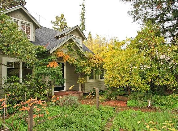 2nd image of 1090 Creek Dr