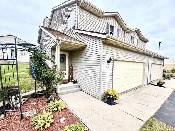 626 Lous WAY, Slinger, WI 53086