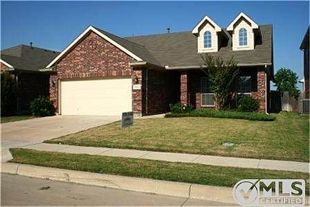 1st image of 2540 Priscella Dr