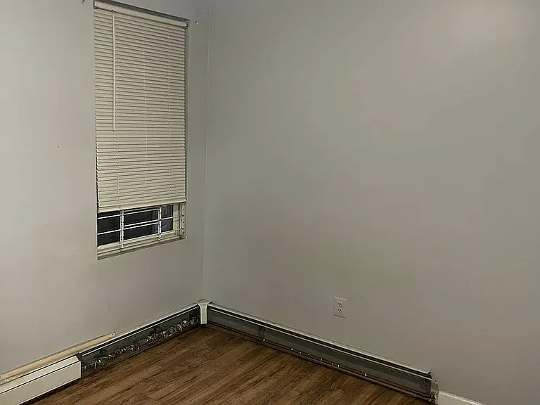 133 Elizabeth Ave #6D — Photo 3