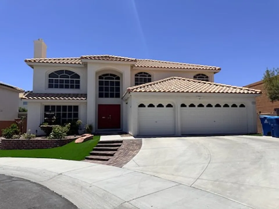 9121 Teal Lake Ct