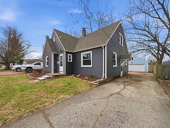 2nd image of 2420 Court St