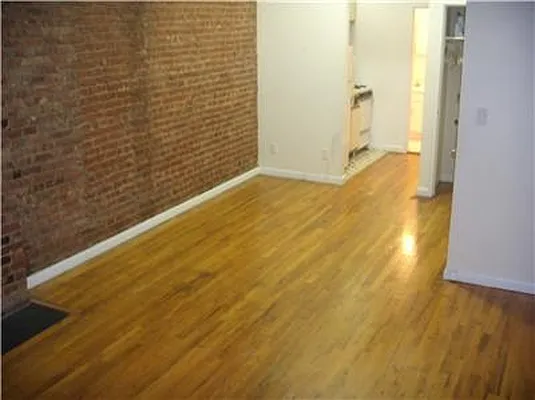 Rented by Luxor Homes & Investment Realty | media 21