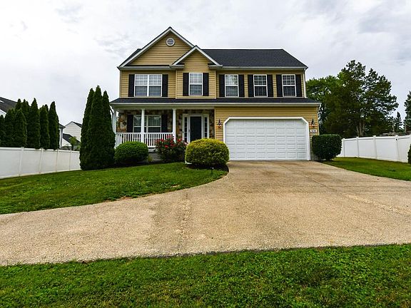 3rd image of 1638 Coolidge Ave