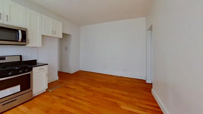 Rented by Bond New York | media 20