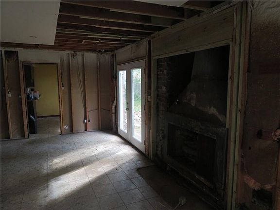 3rd image of 6516 Valor Ct