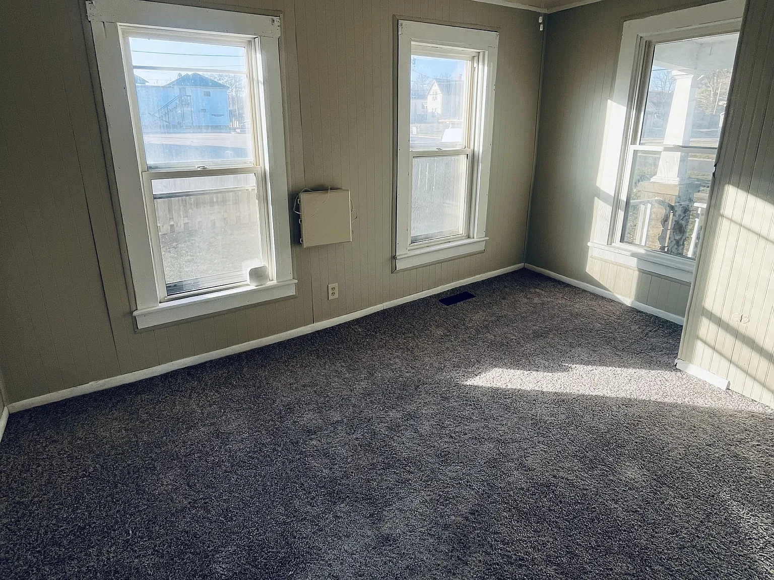 735 E. College - 1 — Photo 4