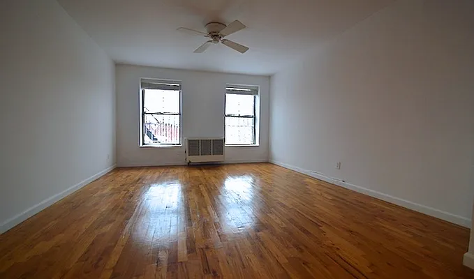 Sold by Maz Group NY | media 2