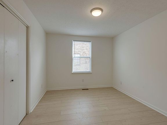 5th image of 3547 Chesapeake Dr