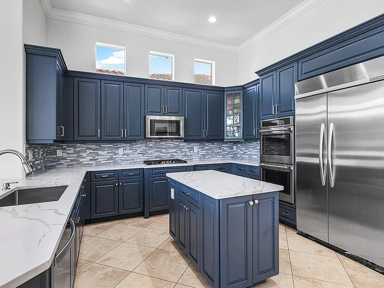 3381 Lago De Talavera — Photo 22