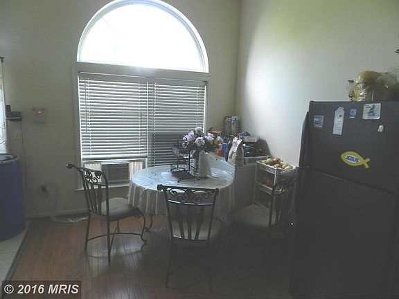 3rd image of 15504 Exmore Ct