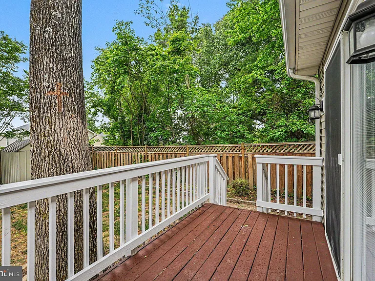 78 Woodmount Dr — Photo 24