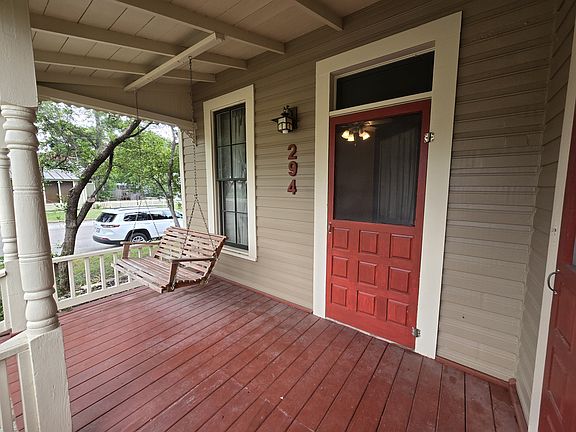 4th image of 294 Tolle St