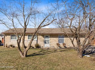 193 Valley Rd, Louisville, KY 40229