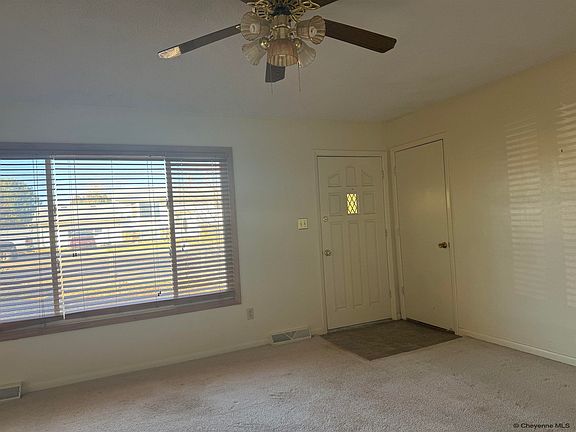 3rd image of 908 18th St