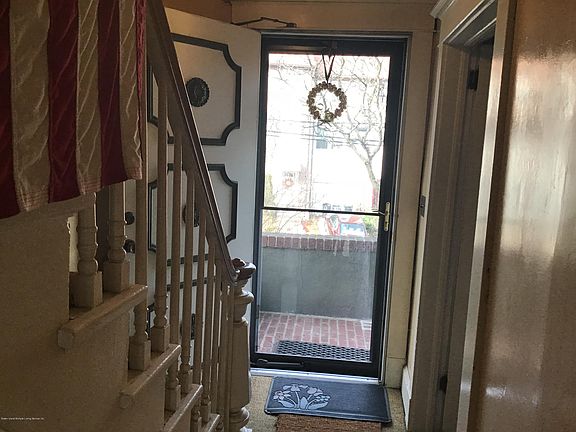 4th image of 199 Ward Ave