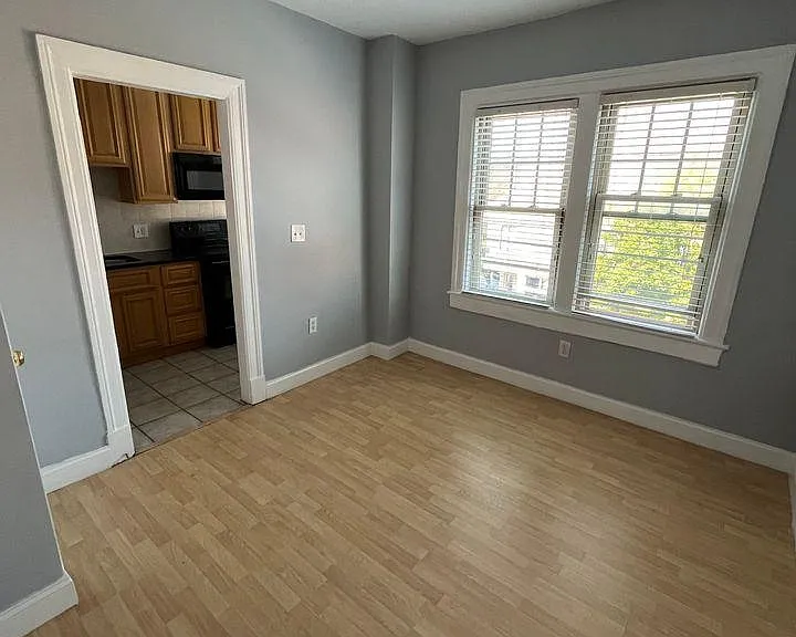6 E Walnut St #3A — Photo 8