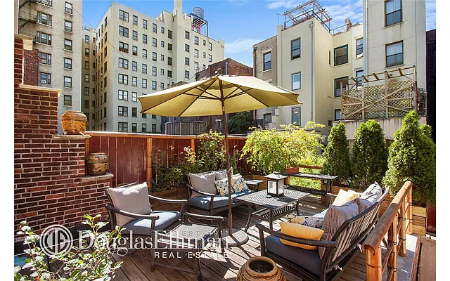 Sold by Douglas Elliman | media 7
