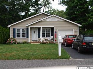 69 Pacific Ocean Dr, Brick, NJ 08723