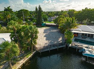 2524 Bayview Dr, Fort Lauderdale, FL 33305