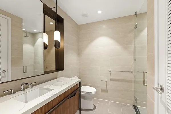 Rented by Compass | media 21