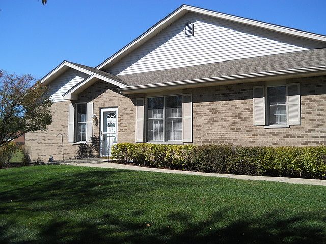 1st image of 10555 Thornham Ln