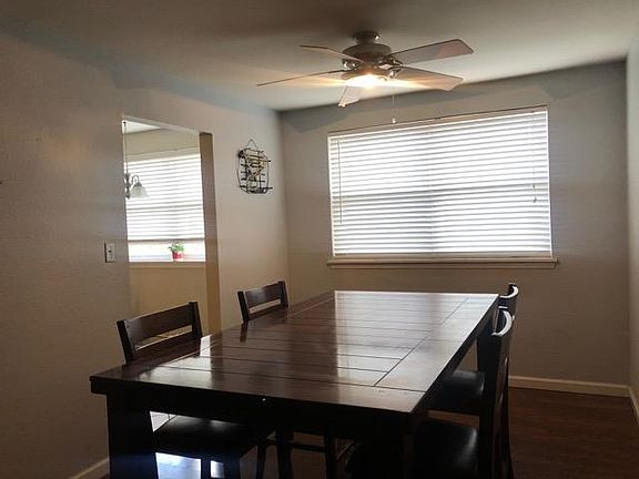 3rd image of 2002 Greenglen Dr APT 302