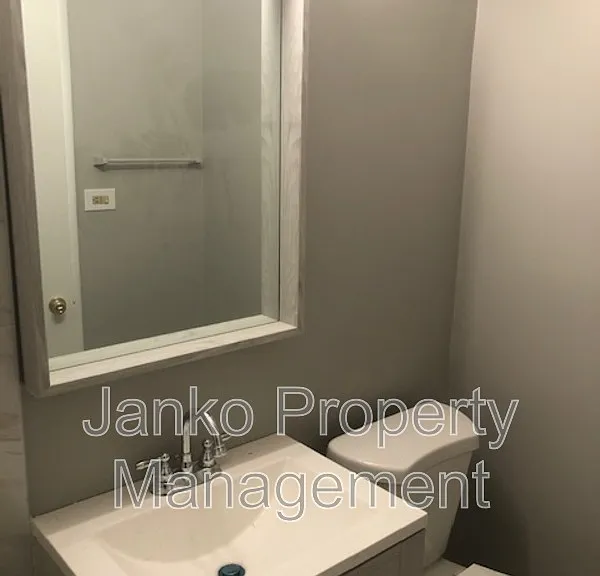 3333 Commercial Ave #16 — Photo 6