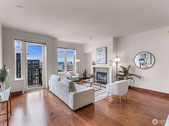 5th image of 2607 Western Avenue #1203