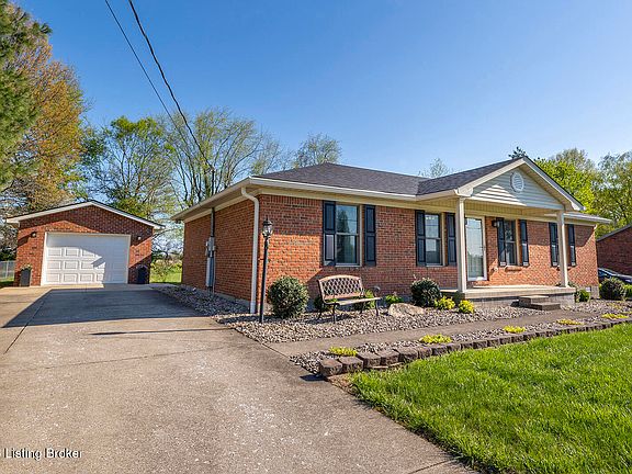 2nd image of 1013 Woodside Dr