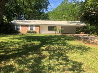 307 N Durrett Dr, Crockett, TX 75835